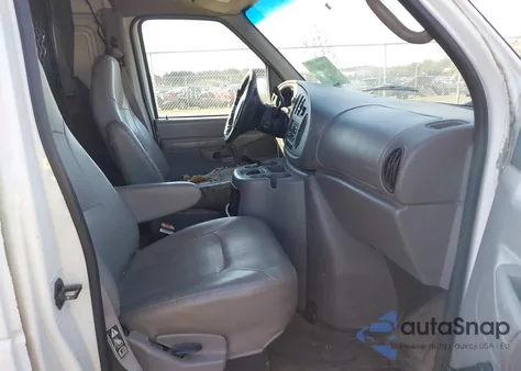 2002 Ford E-250 Commercial из США, поврежденный, VIN 1FTNE24222HB28906